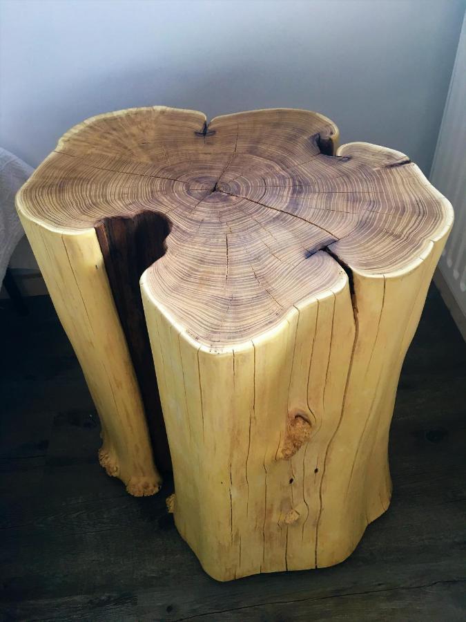 Oak Apartment